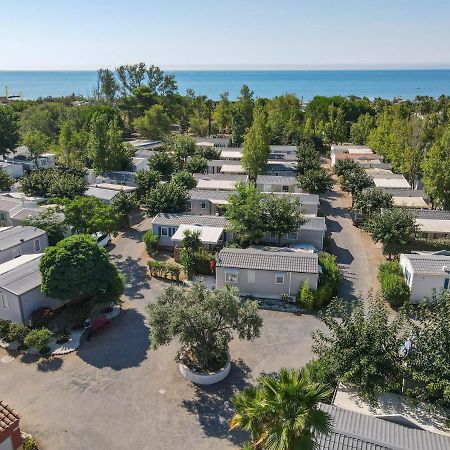 Hotel Camping Pleine Mer Vias Esterno foto