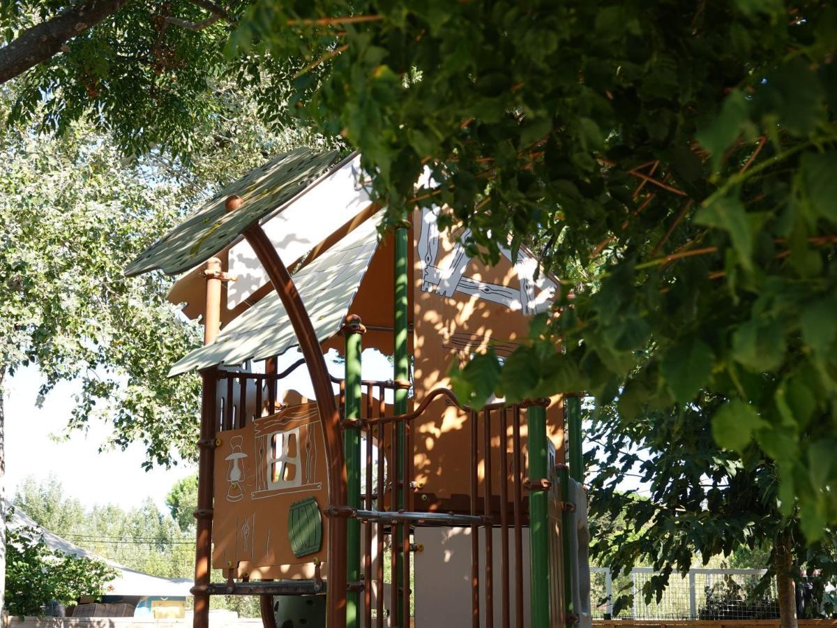 Hotel Camping Pleine Mer Vias Esterno foto