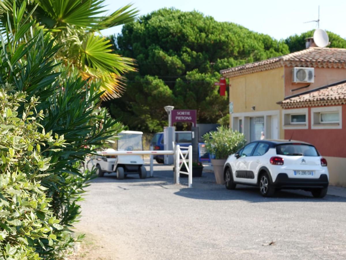 Hotel Camping Pleine Mer Vias Esterno foto
